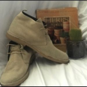 Men’s •NEW• w/o box or tags Chukka Boot